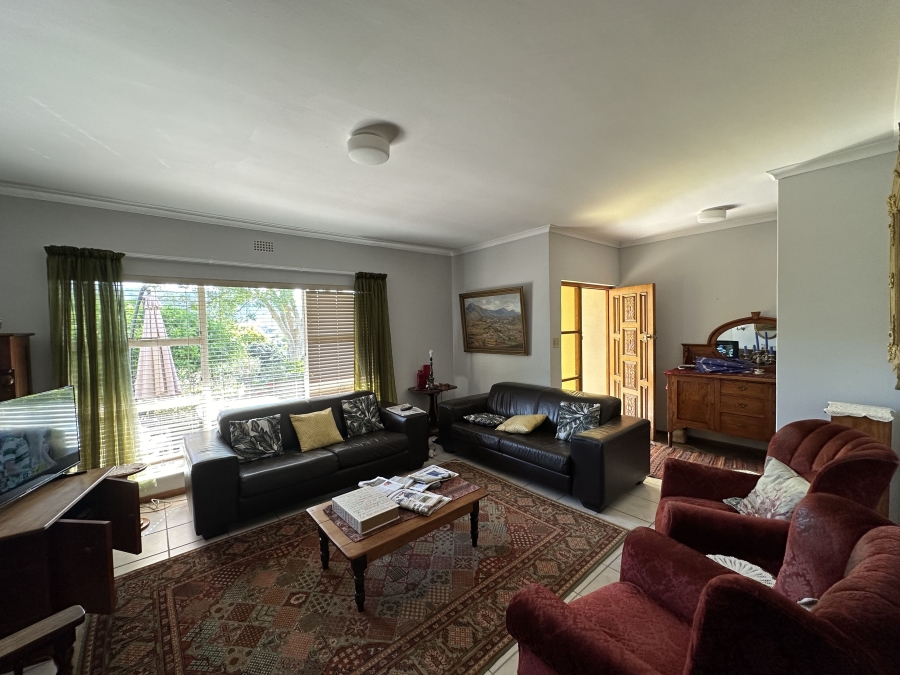 4 Bedroom Property for Sale in Barrydale Western Cape